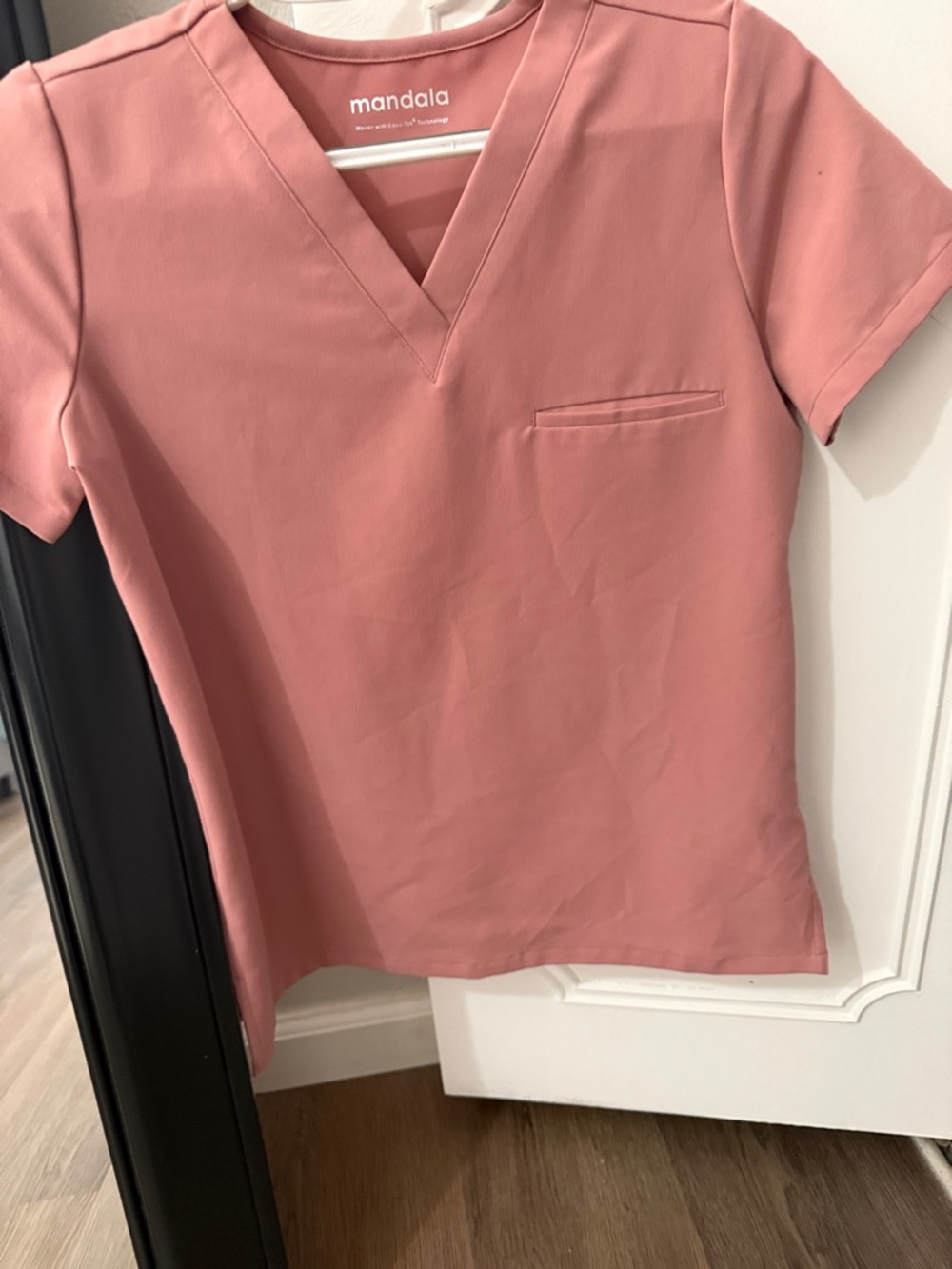 Mandala Short Sleeve V-Neck Tee in Dusty Rose